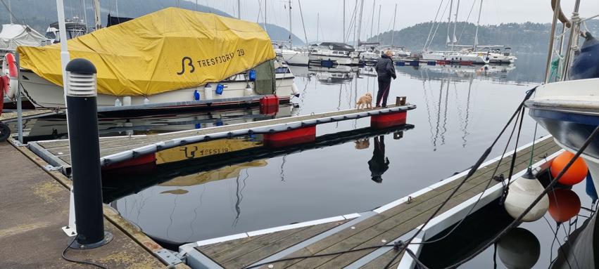 Opplag på vann, ved Ruffen, på egen henger i VB